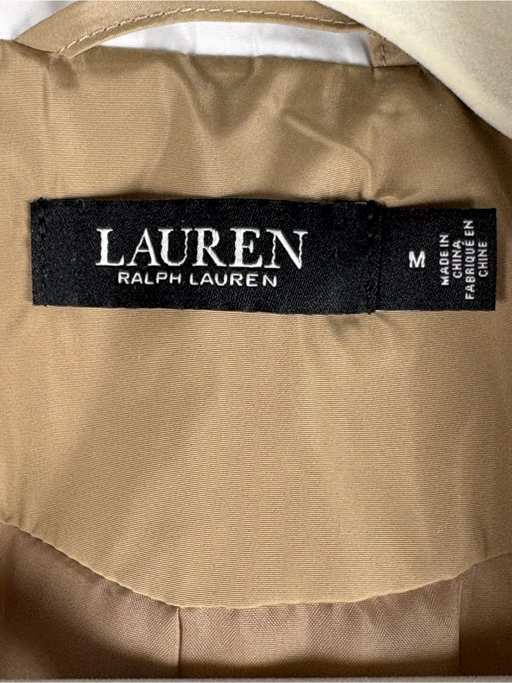 Lauren Ralph Lauren Beige Light Coat with White Contrast Collar - Picture 4 of 10
